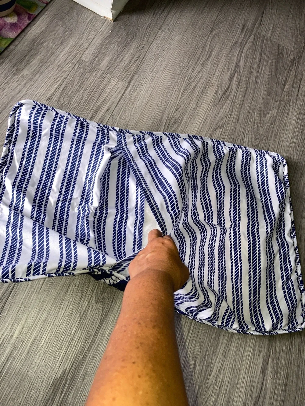 N/A navy blue
